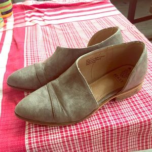 Beast Fashion Open-Side Flats Sz 7.5